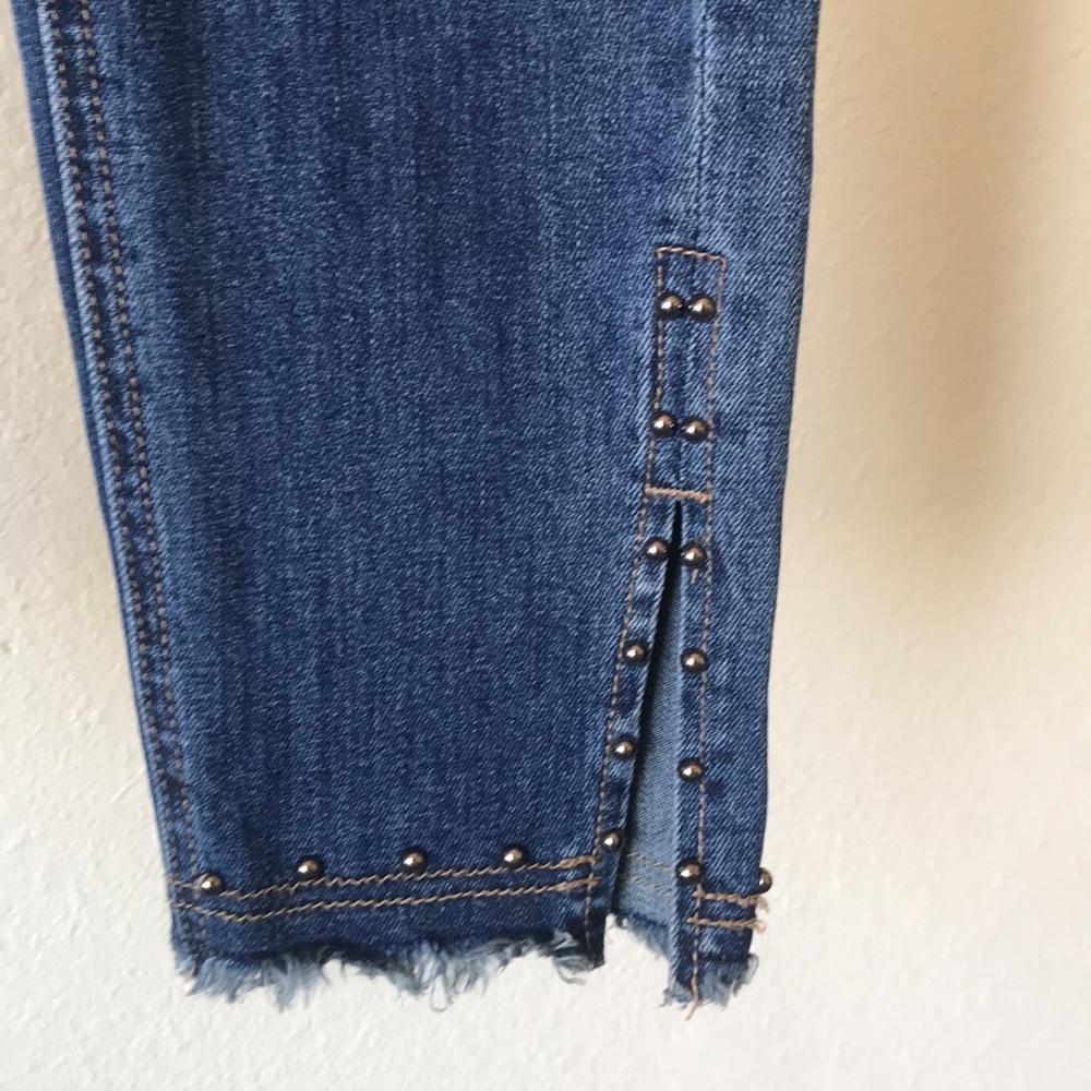 Charlie B Pull-on Skinny Denim Jeans, Raw Hem - Picture 12 of 15
